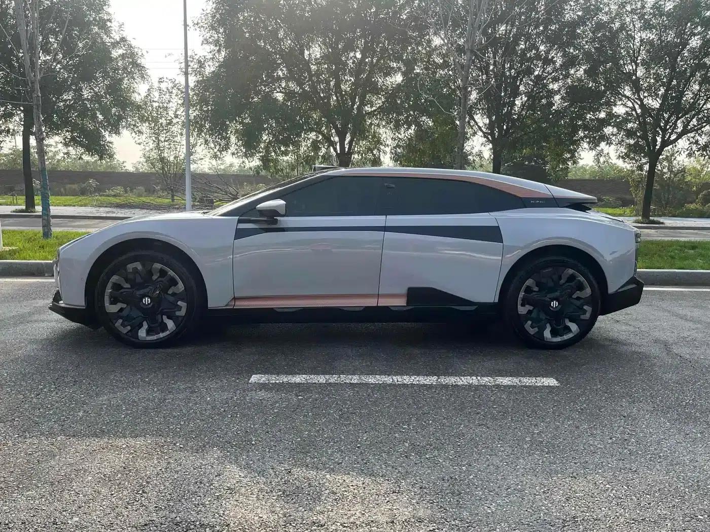 2023 HiPhi Z (Four-seater version) — миниатюра 16