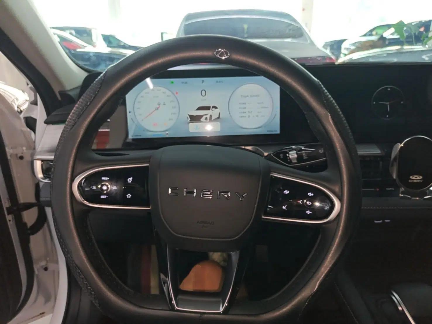 Chery Arrizo 8 2025 1.6T DCT Smart — миниатюра 13