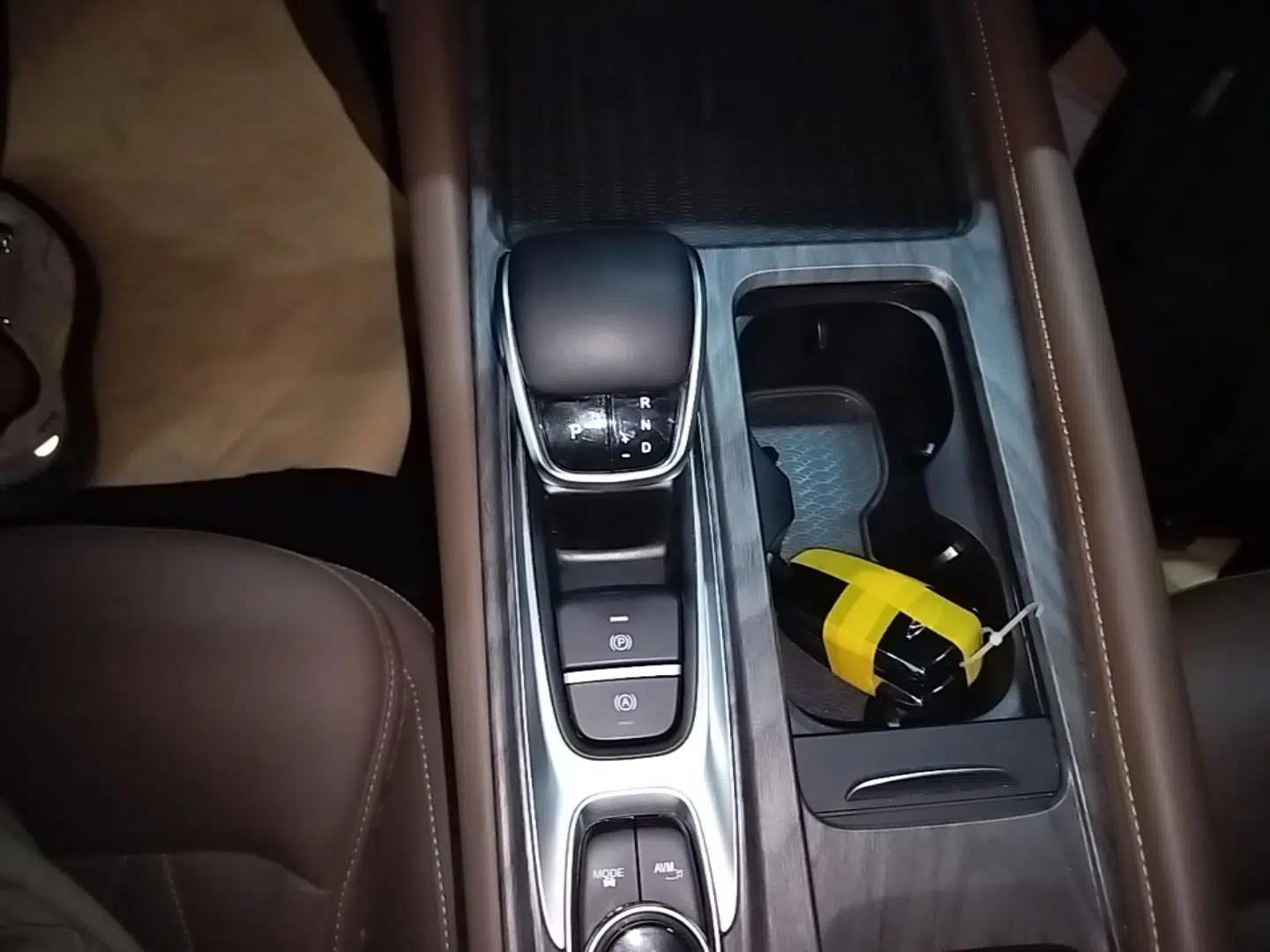 Chery Arrizo 8 2024 High-Energy Edition 2.0T Automatic Yu+ — миниатюра 16
