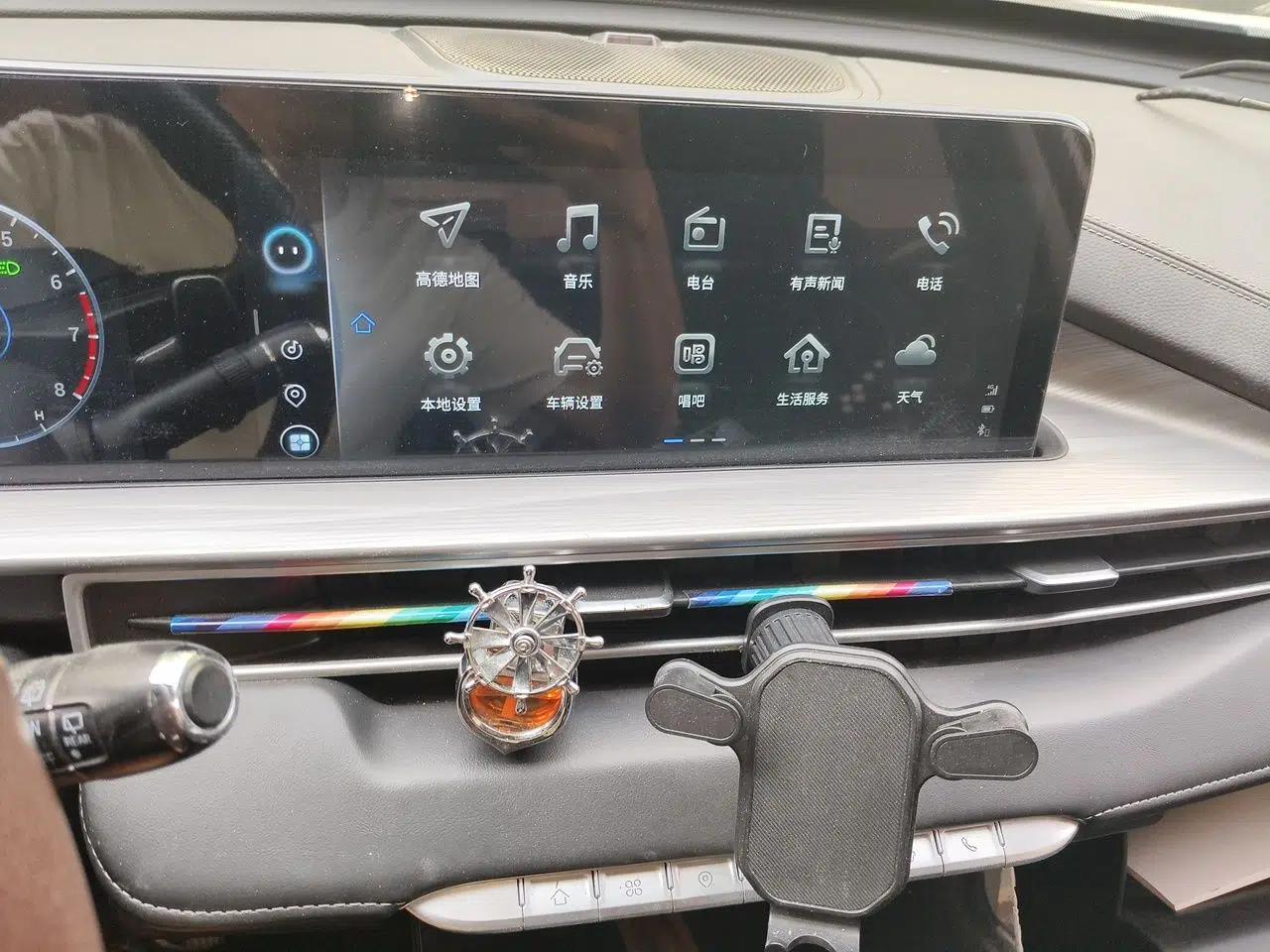 Chery Tiggo 8 PLUS 2022 290TGDI DCT Luxury Edition — миниатюра 13