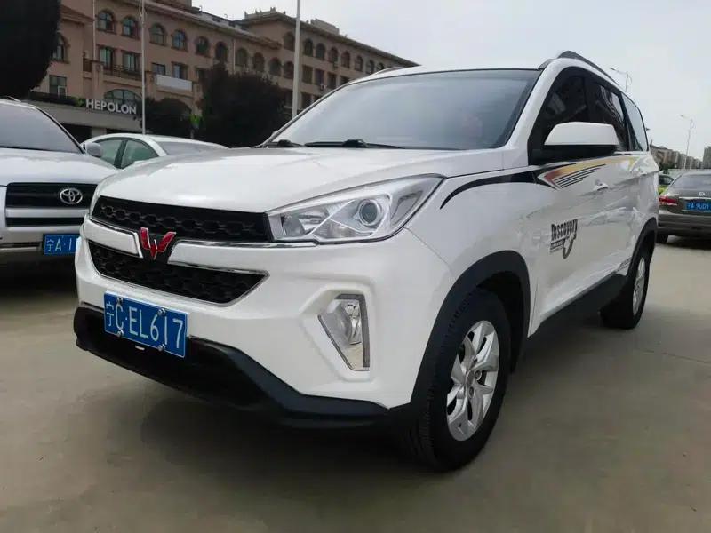 Wuling Hongguang S3 2018 1.5L Manual Deluxe Edition (National V Emission Standard) — миниатюра 1