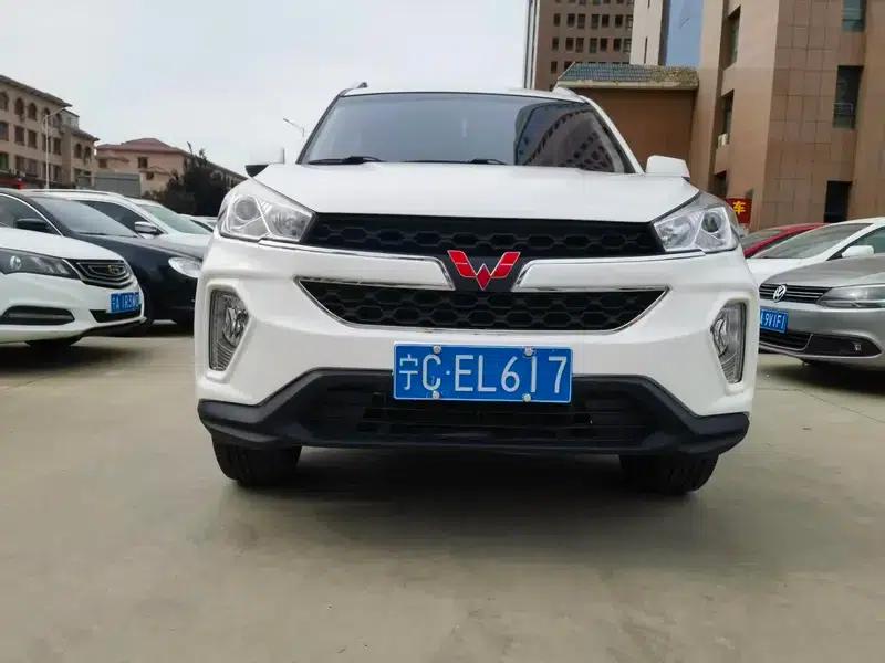 Wuling Hongguang S3 2018 1.5L Manual Deluxe Edition (National V Emission Standard) — миниатюра 2