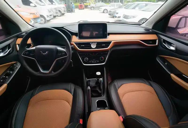 Wuling Hongguang S3 2018 1.5L Manual Deluxe Edition (National V Emission Standard) — миниатюра 8