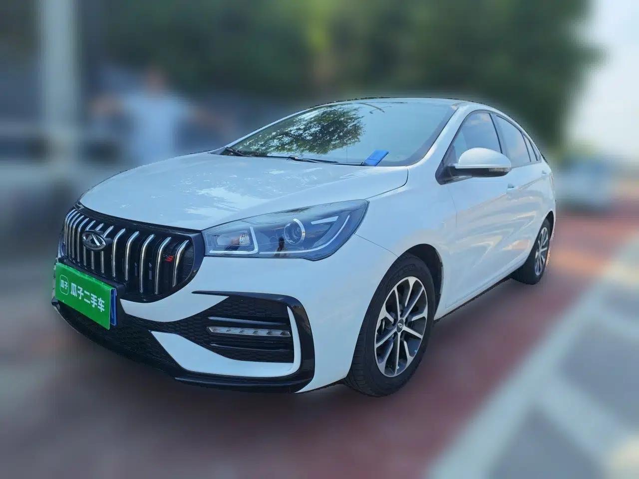 Chery Arrizo 5 2025 Excellence Version 1.5L CVT Fashionable Edition — миниатюра 1