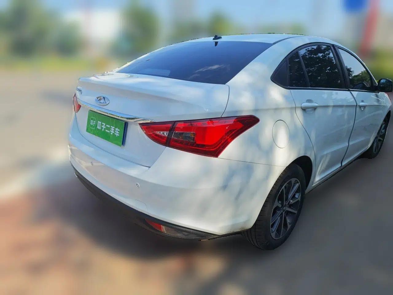 Chery Arrizo 5 2025 Excellence Version 1.5L CVT Fashionable Edition — миниатюра 6