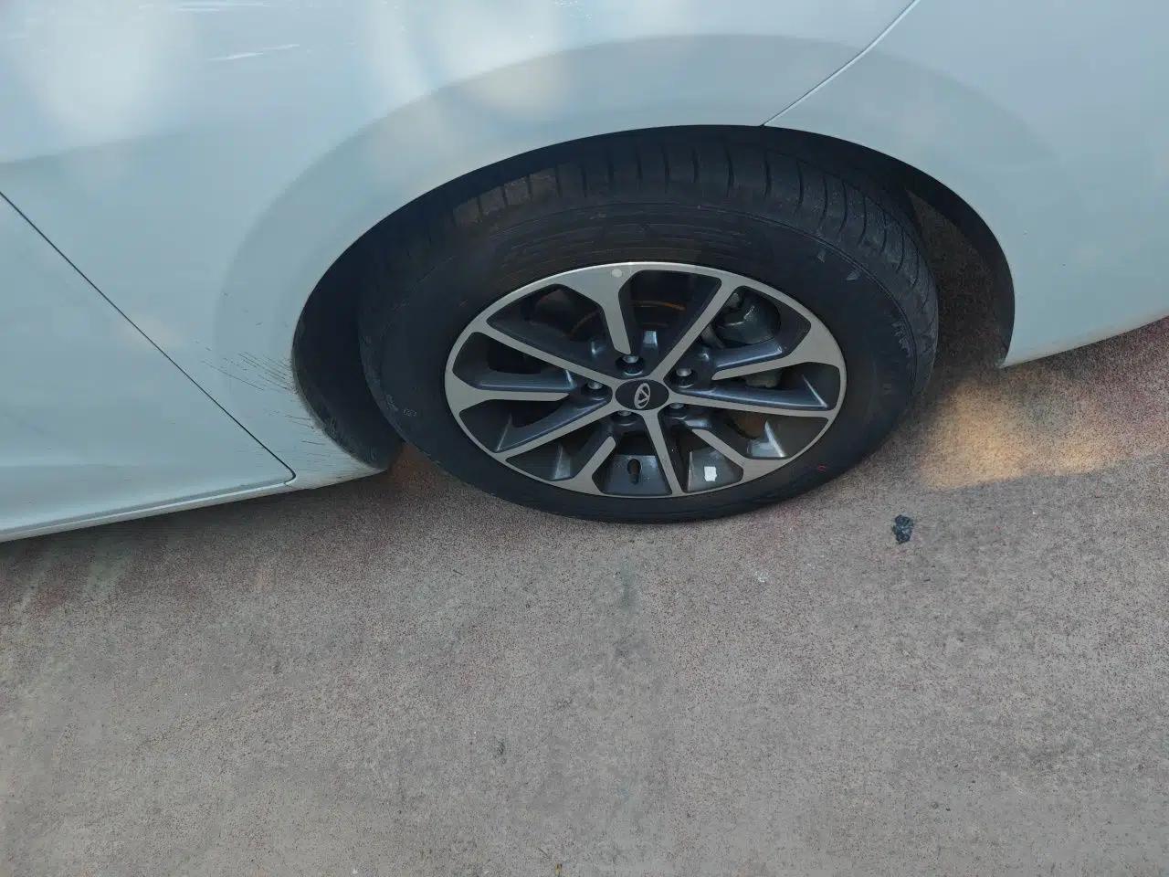 Chery Arrizo 5 2025 Excellence Version 1.5L CVT Fashionable Edition — миниатюра 8