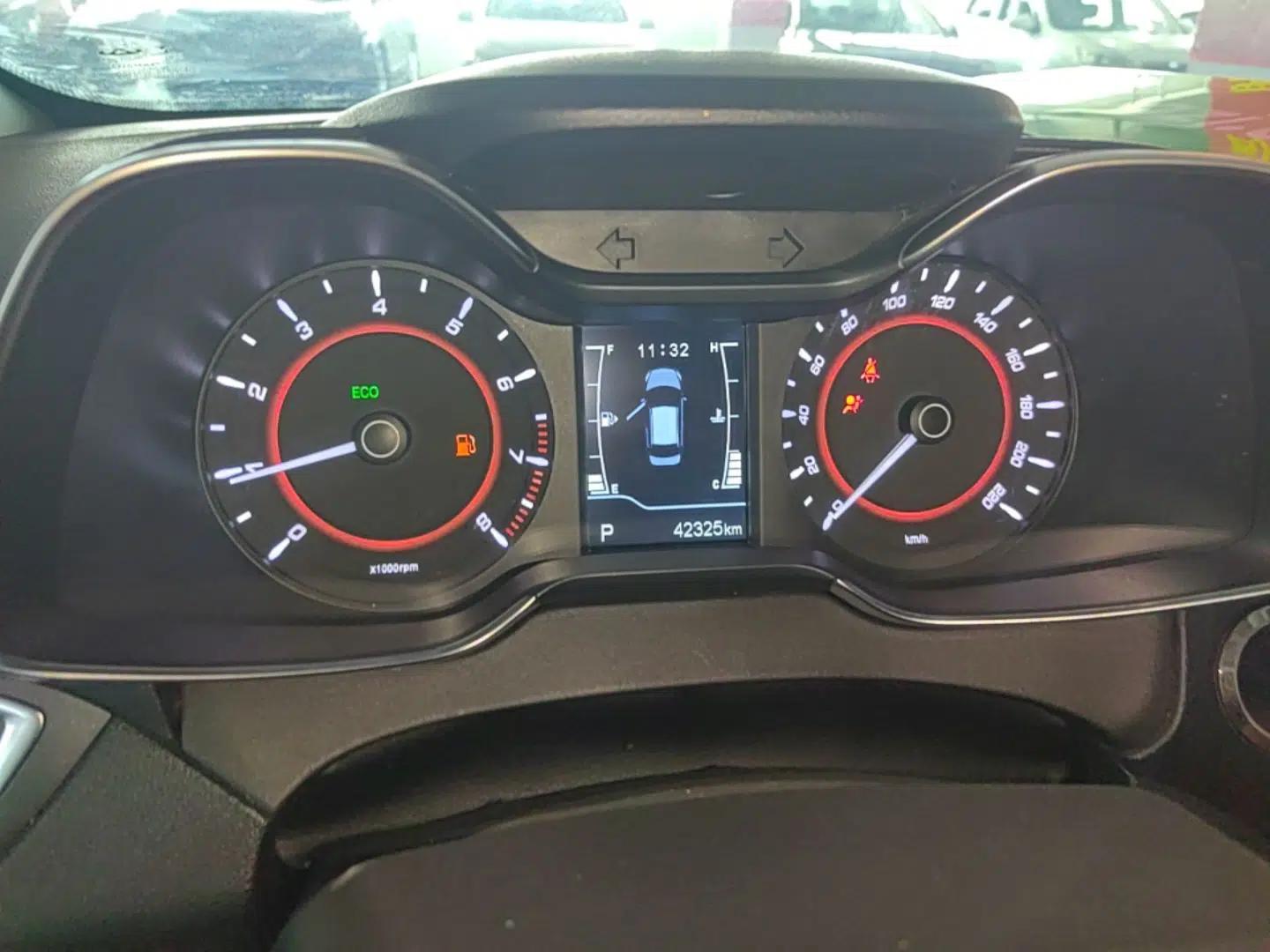 Chery Arrizo 5 2017 1.5L CVT Luxury Edition — миниатюра 19