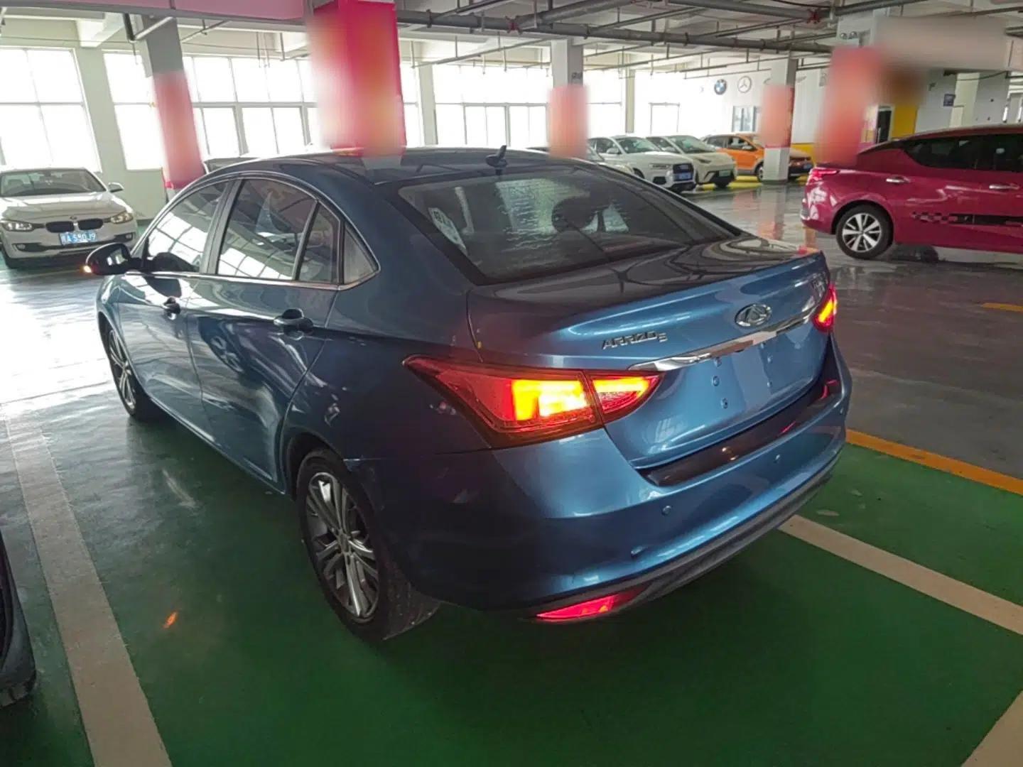 Chery Arrizo 5 2017 1.5L CVT Luxury Edition — миниатюра 4