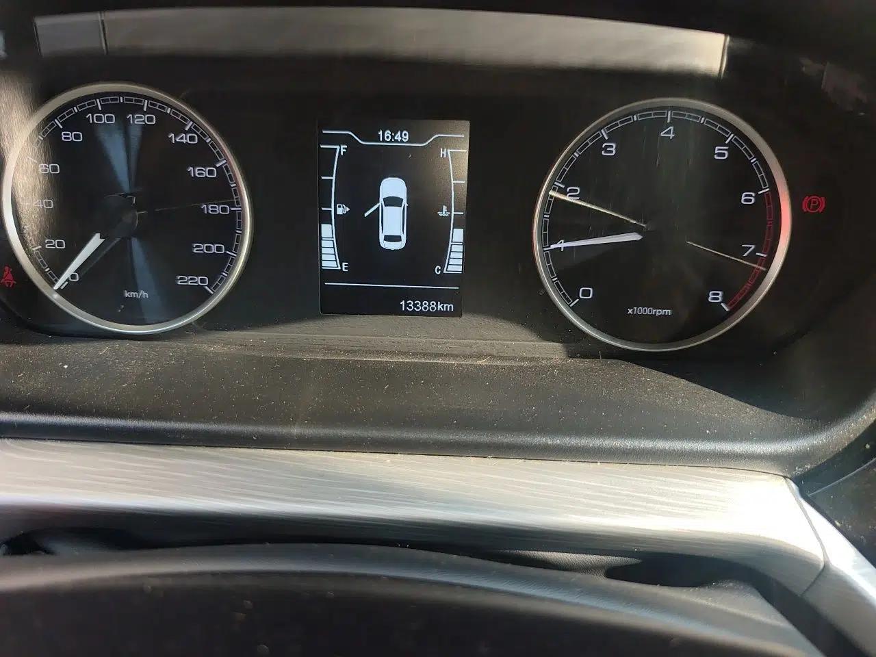 Chery Arrizo 5 2021 PRO 1.5L Manual Youth Edition — миниатюра 12