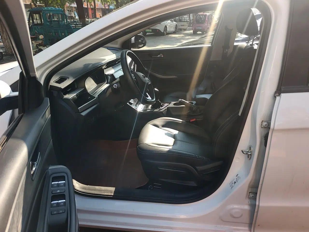 Chery Arrizo 5 2021 PRO 1.5L Manual Youth Edition — миниатюра 15
