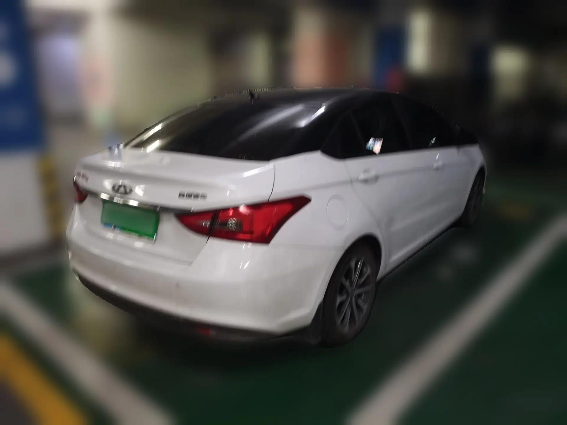 Chery Arrizo 5 2023 1.5L Manual Youth Edition — миниатюра 6
