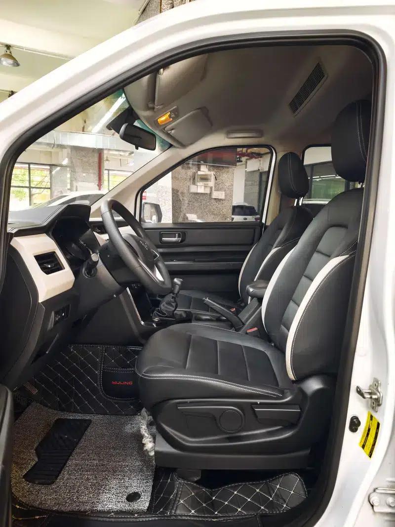 Wuling Hongguang PLUS 2020 1.5L Manual Comfort 7-Seater — миниатюра 13