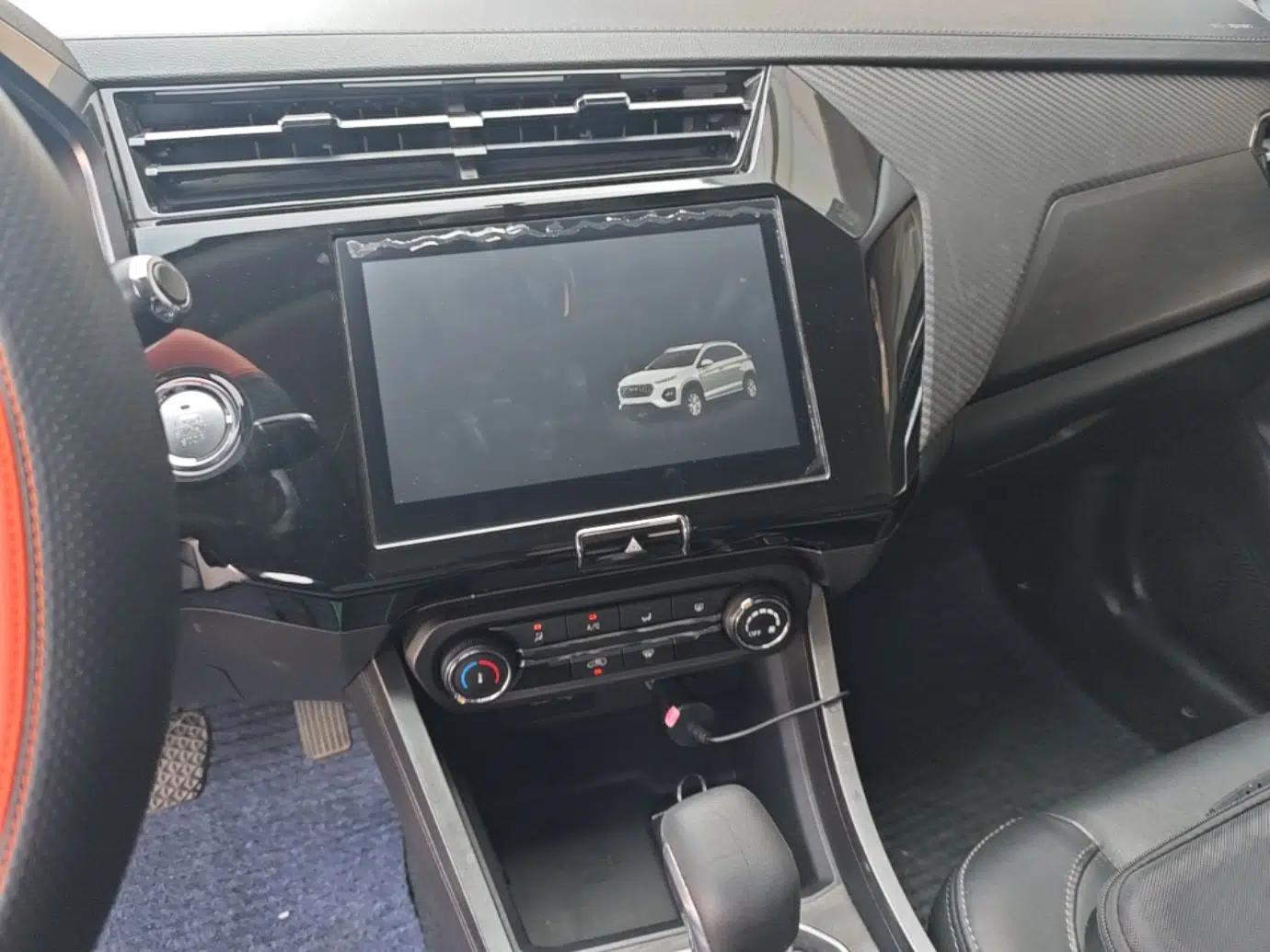 Chery Tiggo 3X 2021 PLUS 1.5L CVT Thrilling Red Date Edition — миниатюра 15