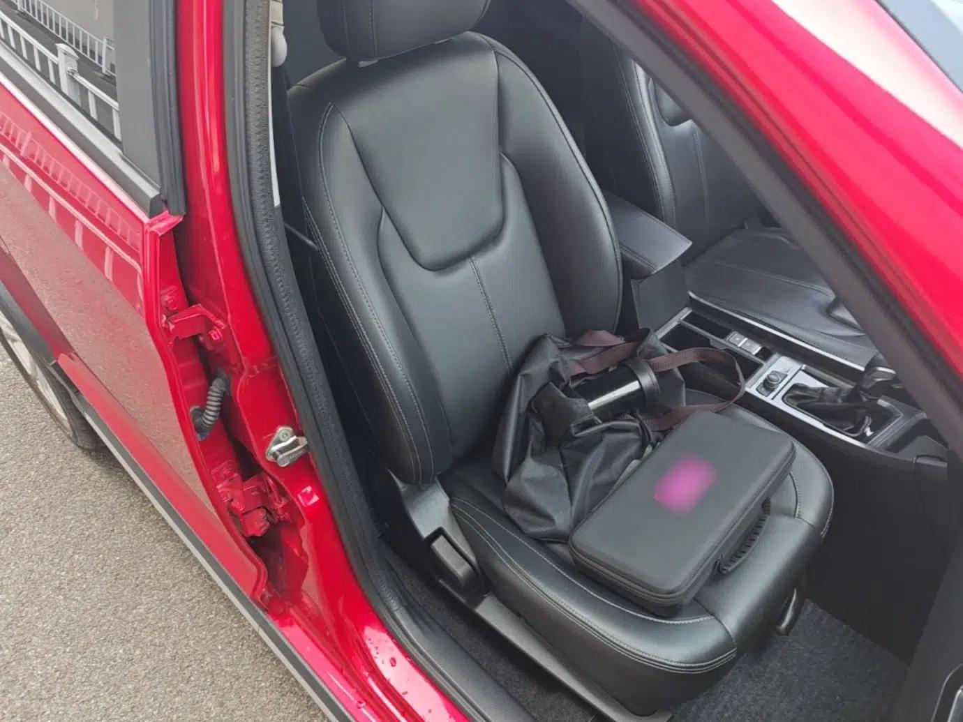 Chery Tiggo 3X 2021 PLUS 1.5L CVT Thrilling Red Date Edition — миниатюра 19