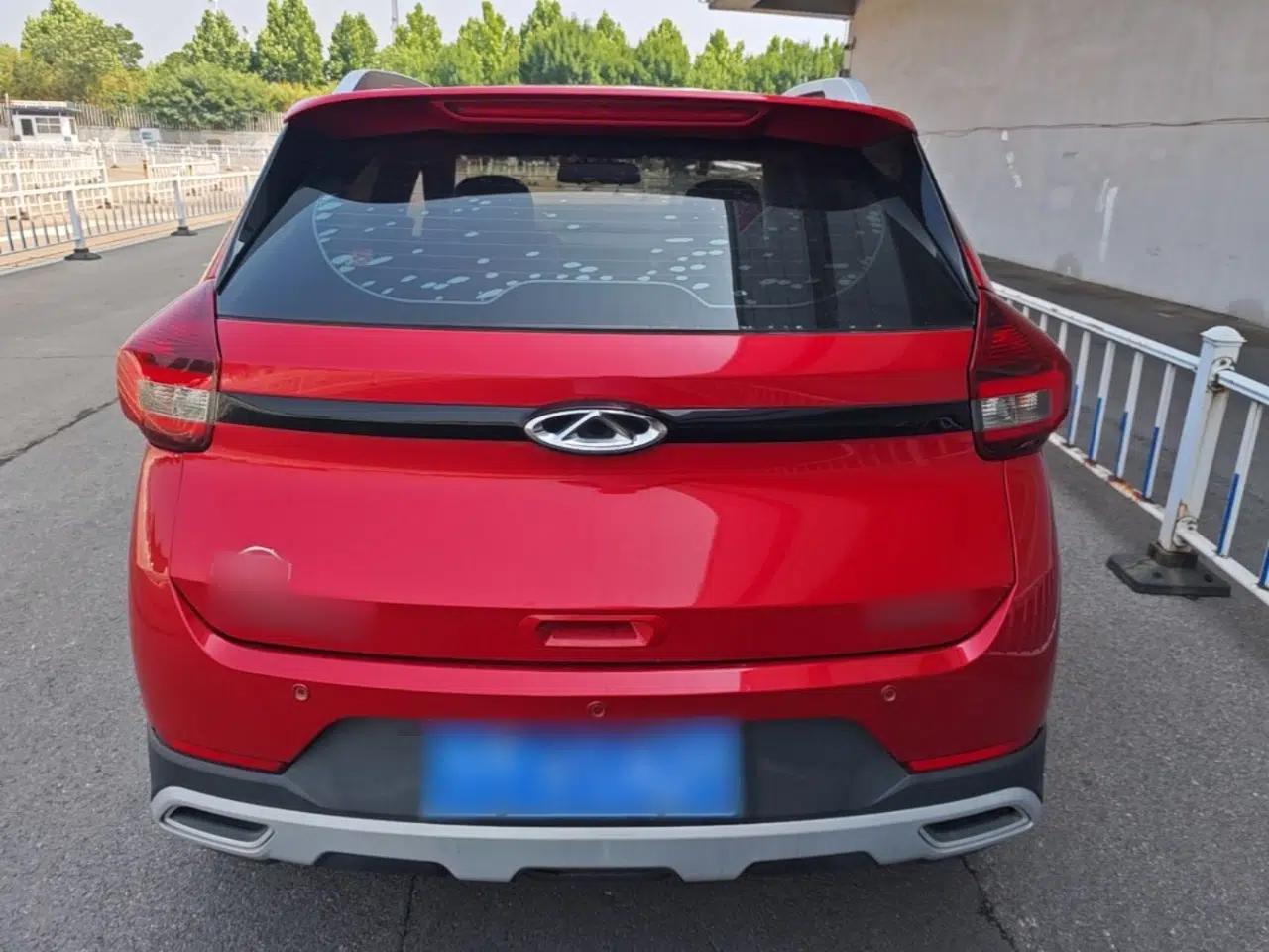 Chery Tiggo 3X 2021 PLUS 1.5L CVT Thrilling Red Date Edition — миниатюра 5