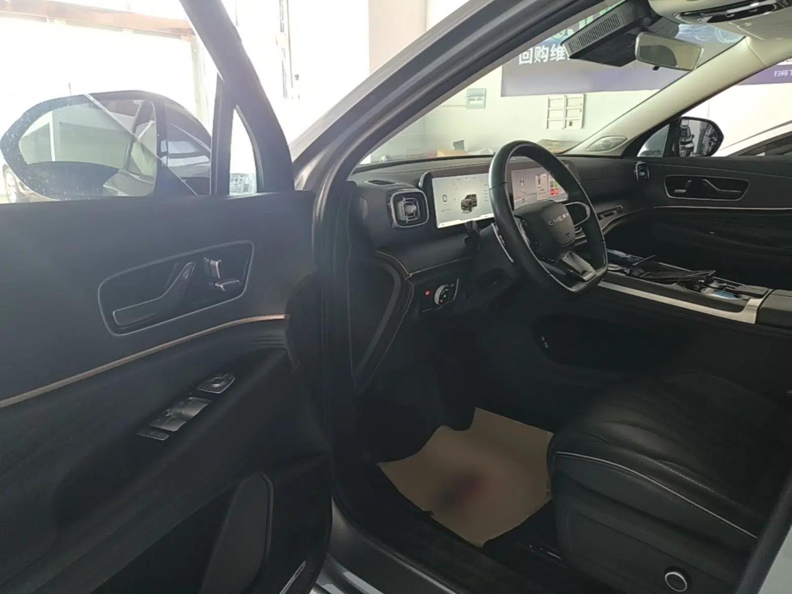Chery Tiggo 9 2023 2.0T Automatic All-Wheel Drive Ultimate Edition 5 Seats — миниатюра 18