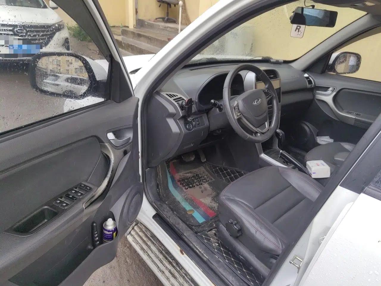 Chery Tiggo 3 2015 1.6L CVT ZhiShang Commemorative Edition — миниатюра 16