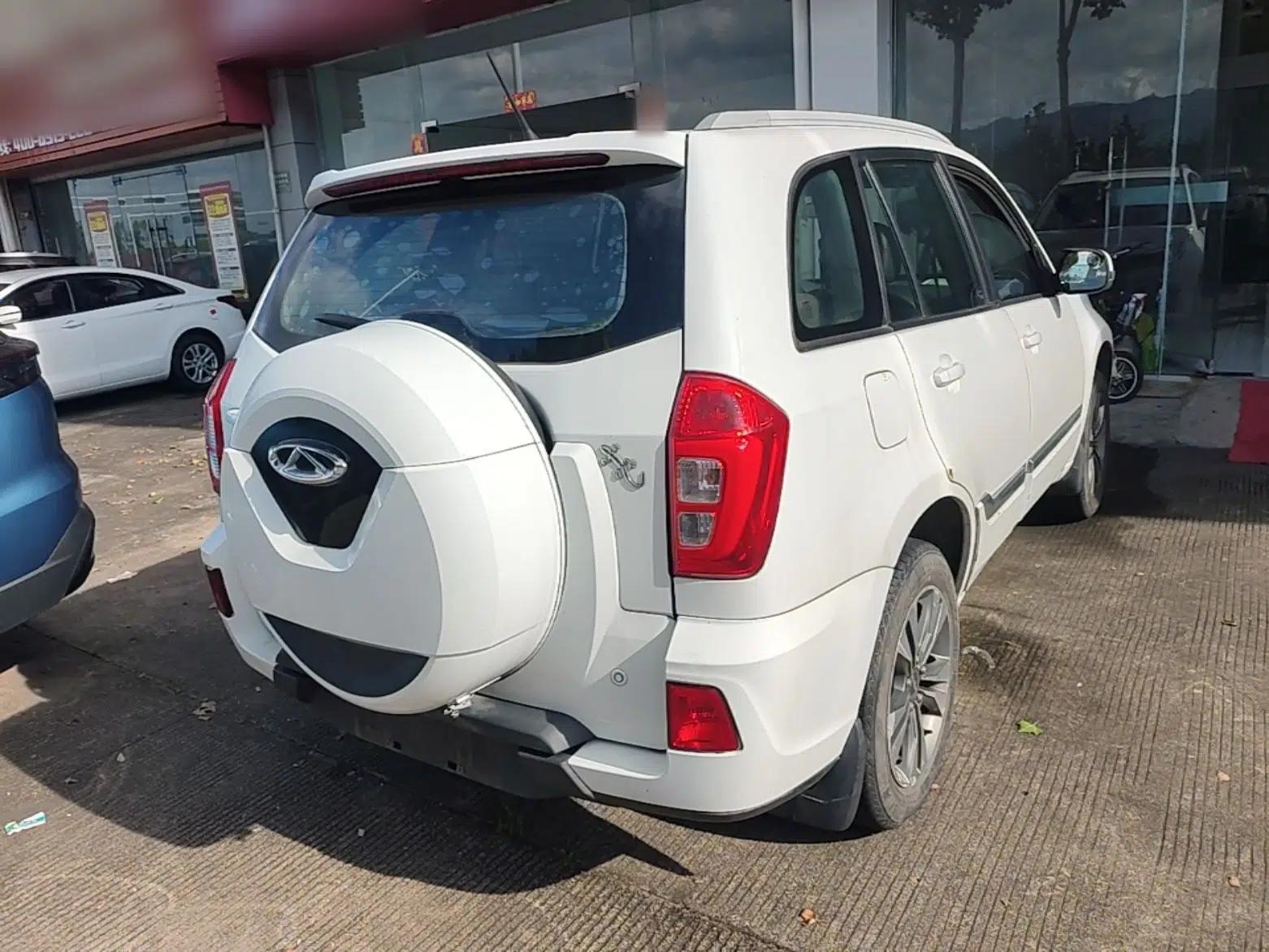 Chery Tiggo 3 2014 1.6L Manual Zhishang Edition — миниатюра 6