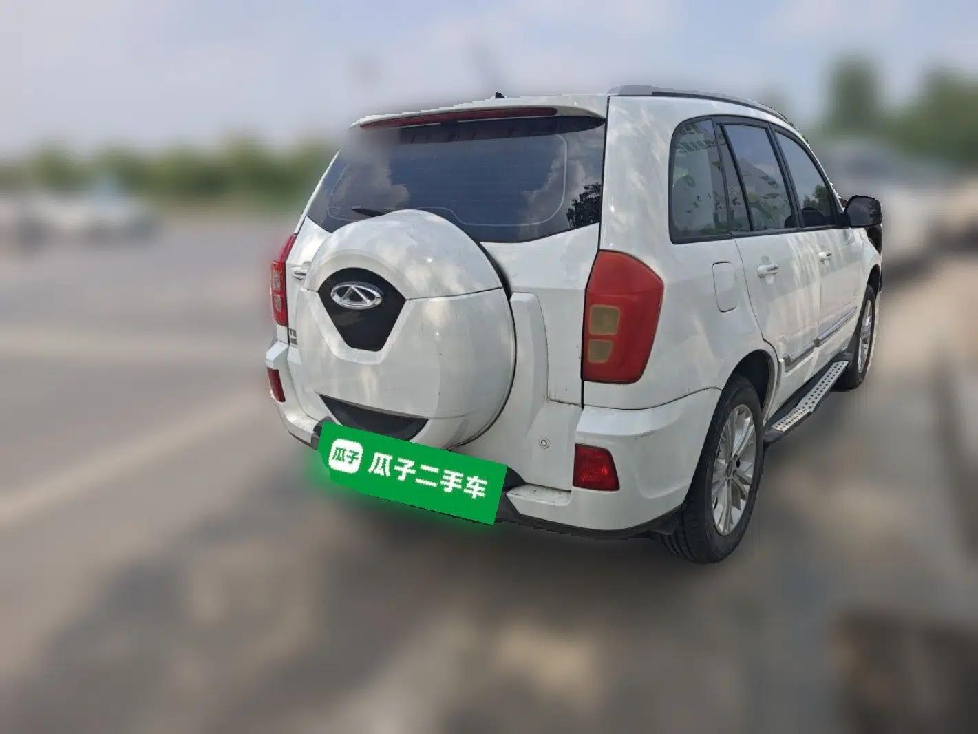Chery Tiggo 3 2016 1.6L Manual Fashion Edition — миниатюра 6