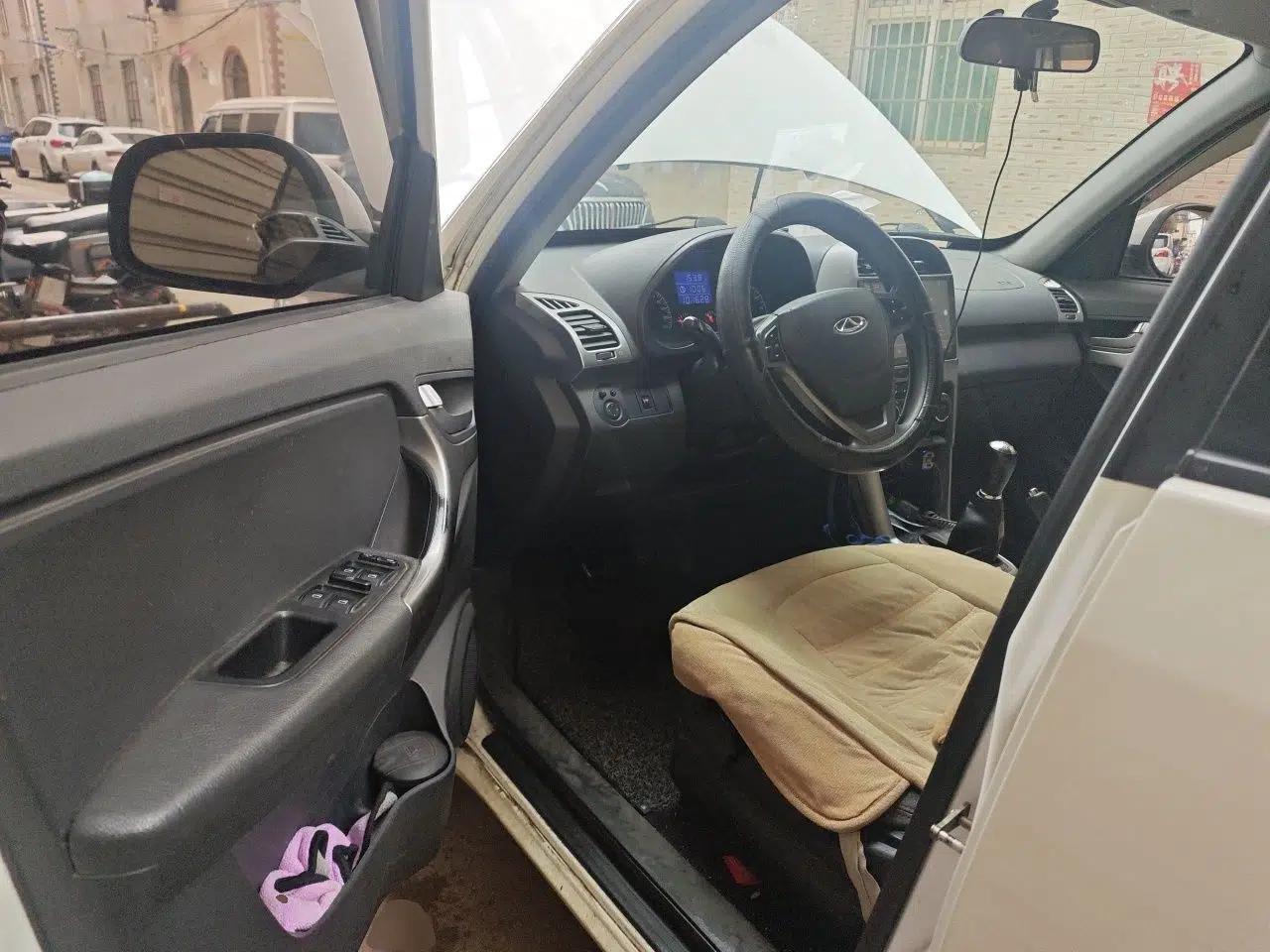 Chery Tiggo 3 2014 1.6L Manual Zhishang Edition — миниатюра 16