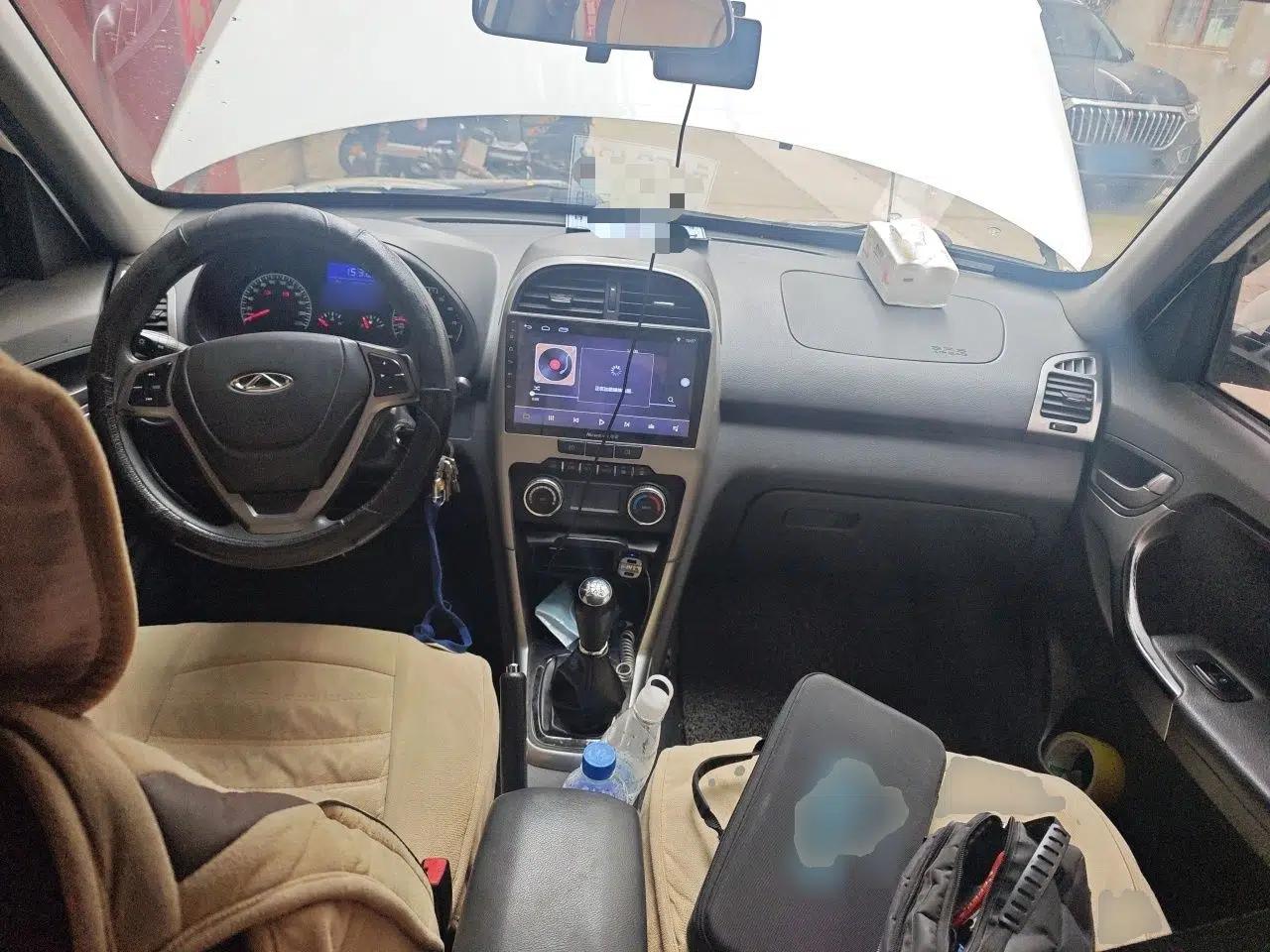 Chery Tiggo 3 2014 1.6L Manual Zhishang Edition — миниатюра 9