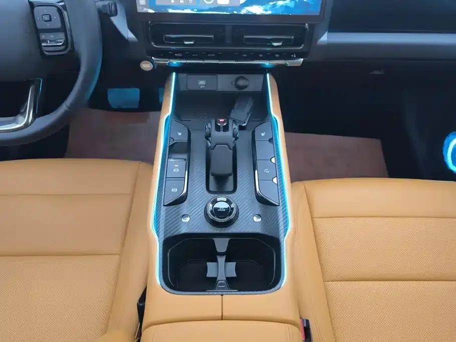Haval Raptor New Energy 2024 Hi4 102 Pro — миниатюра 16