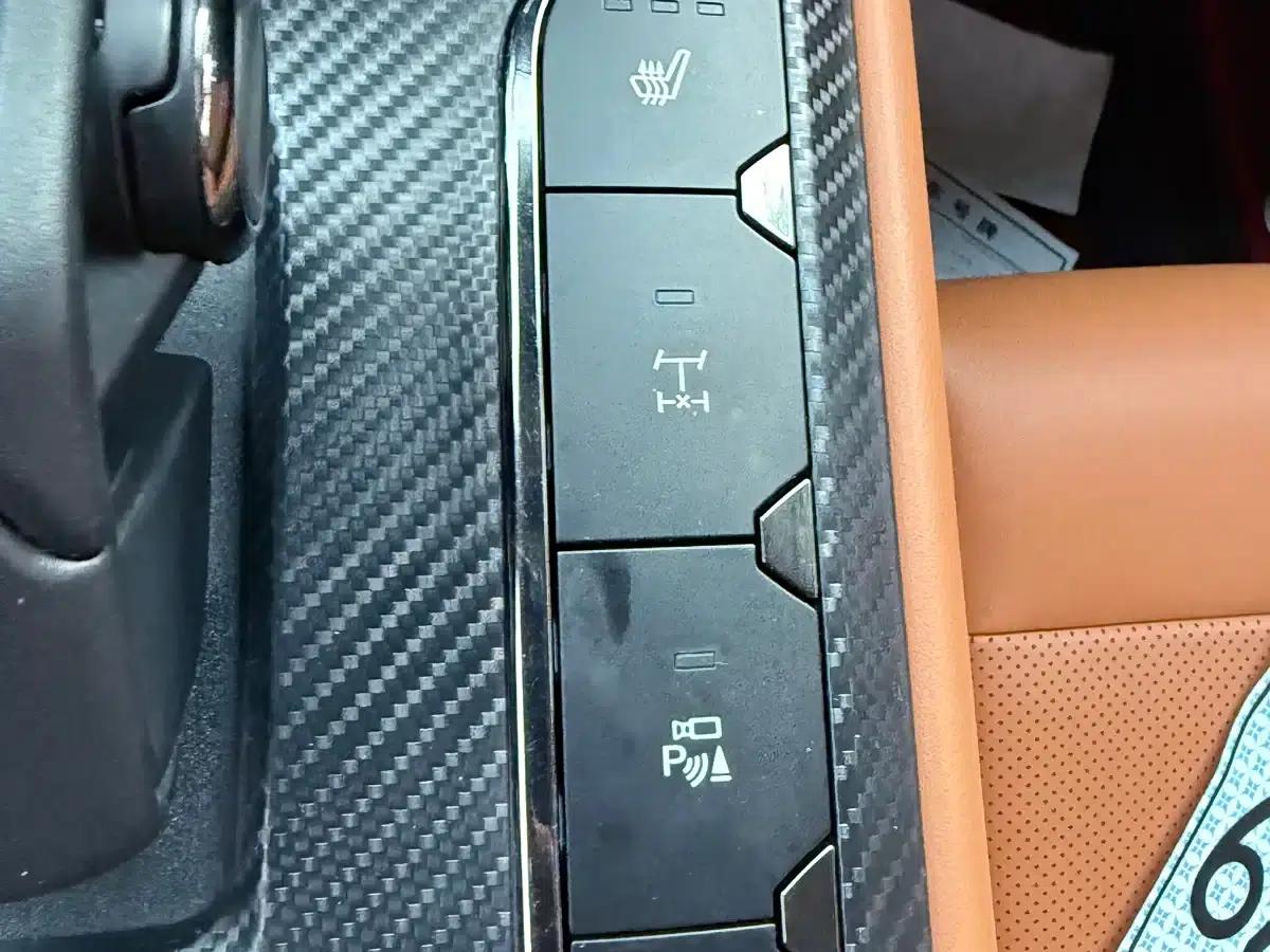 Haval Raptor New Energy 2023 Hi4 145 Explorer Edition — миниатюра 22