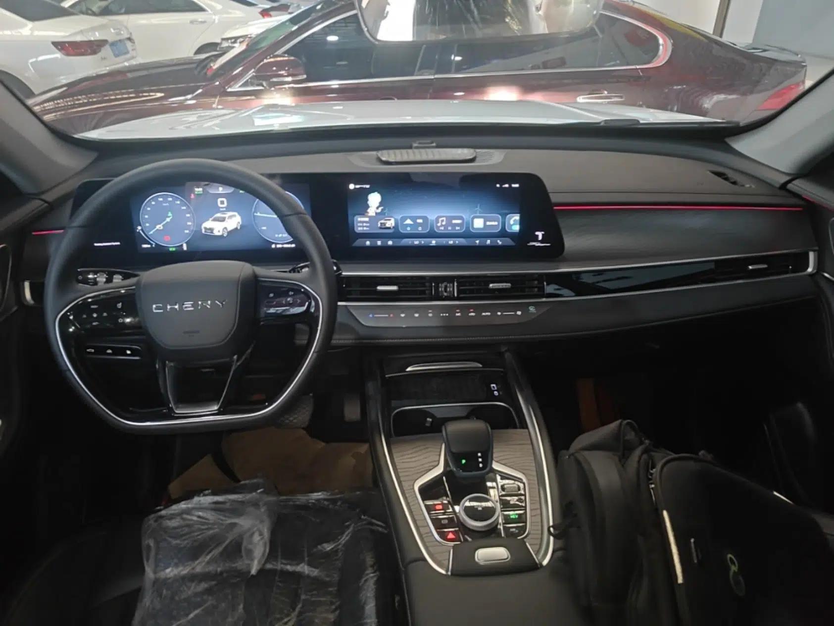 Chery Tiggo 8 PRO New Energy 2023 Champion Edition 1.5T 100km Glory Version — миниатюра 12
