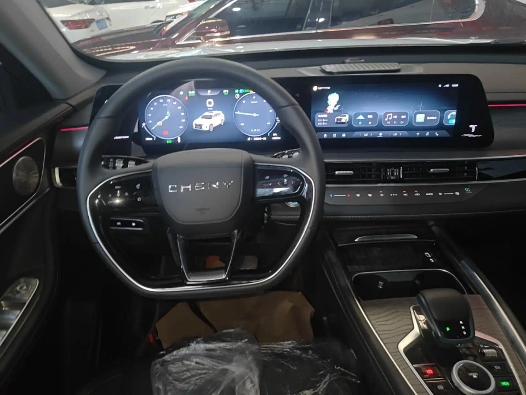 Chery Tiggo 8 PRO New Energy 2023 Champion Edition 1.5T 100km Glory Version — миниатюра 13