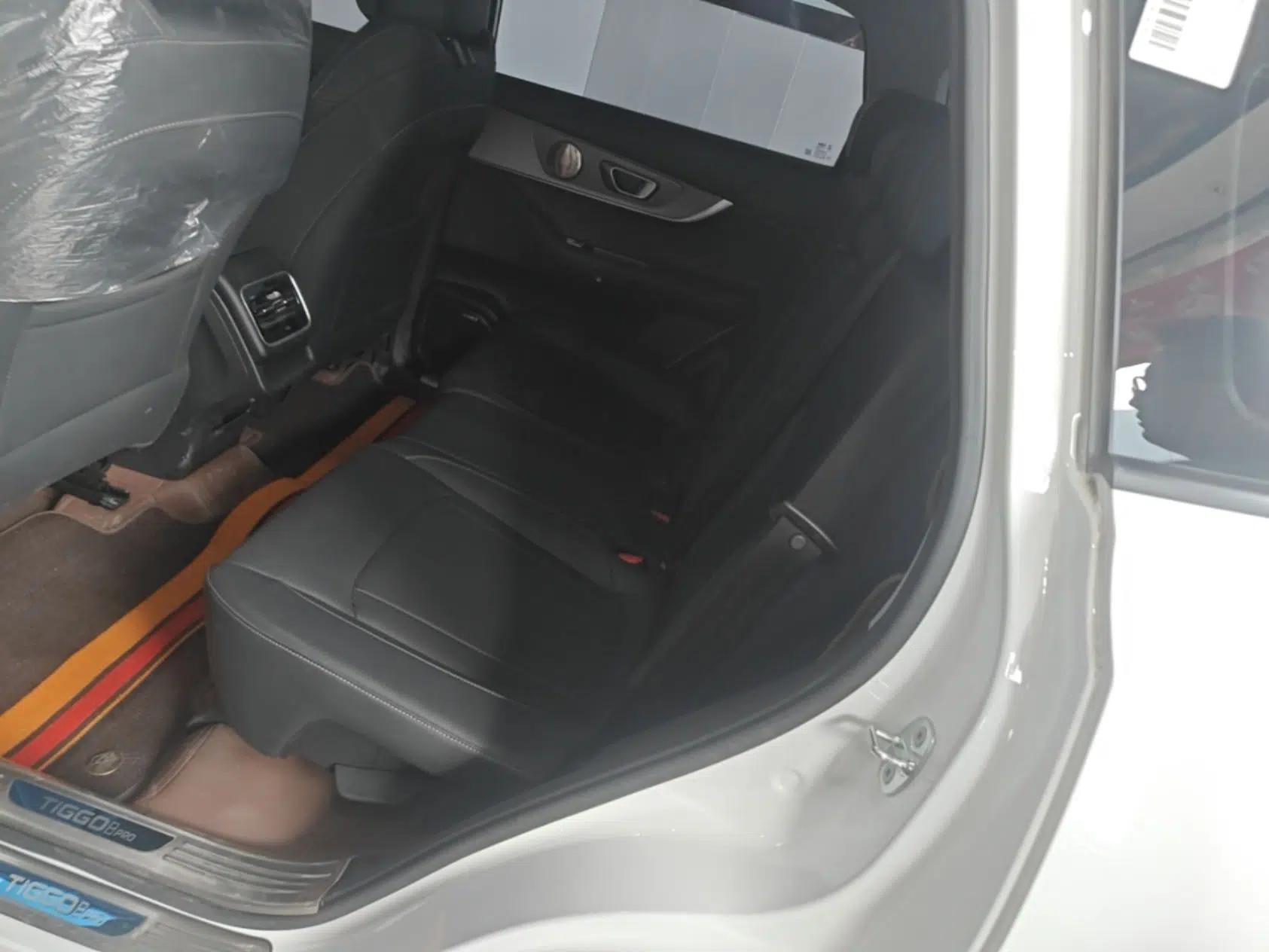 Chery Tiggo 8 PRO New Energy 2023 Champion Edition 1.5T 100km Glory Version — миниатюра 20