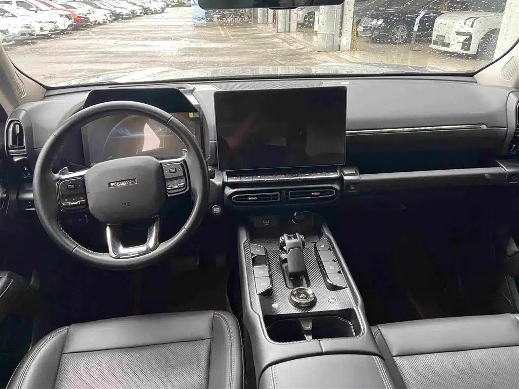 Haval Big Dog PLUS 2023 2.0T 2WD Trendy Wild Edition Plus — миниатюра 9