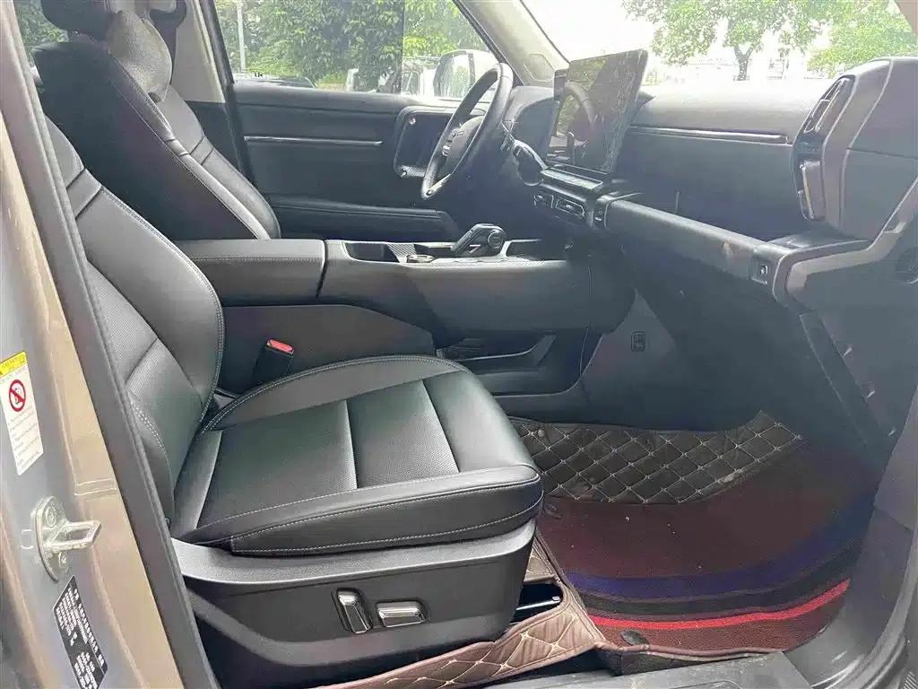 Haval Big Dog PLUS 2023 2.0T 2WD Trendy Wild Edition Plus — миниатюра 10