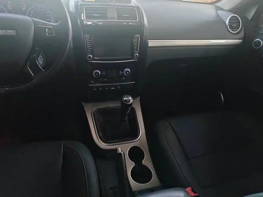 Haval H5 Classic 2018 Classic Edition 2.0T Manual 4WD Elite — миниатюра 13