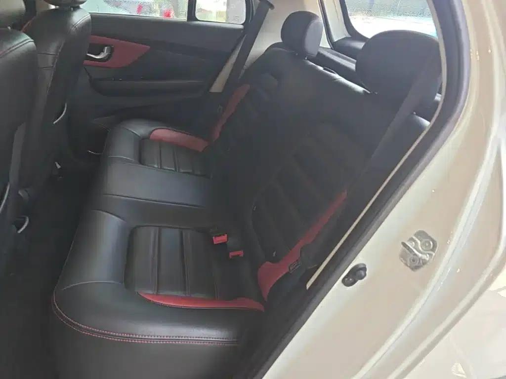 Haval H1 2015 1.5L Manual Deluxe Edition — миниатюра 17