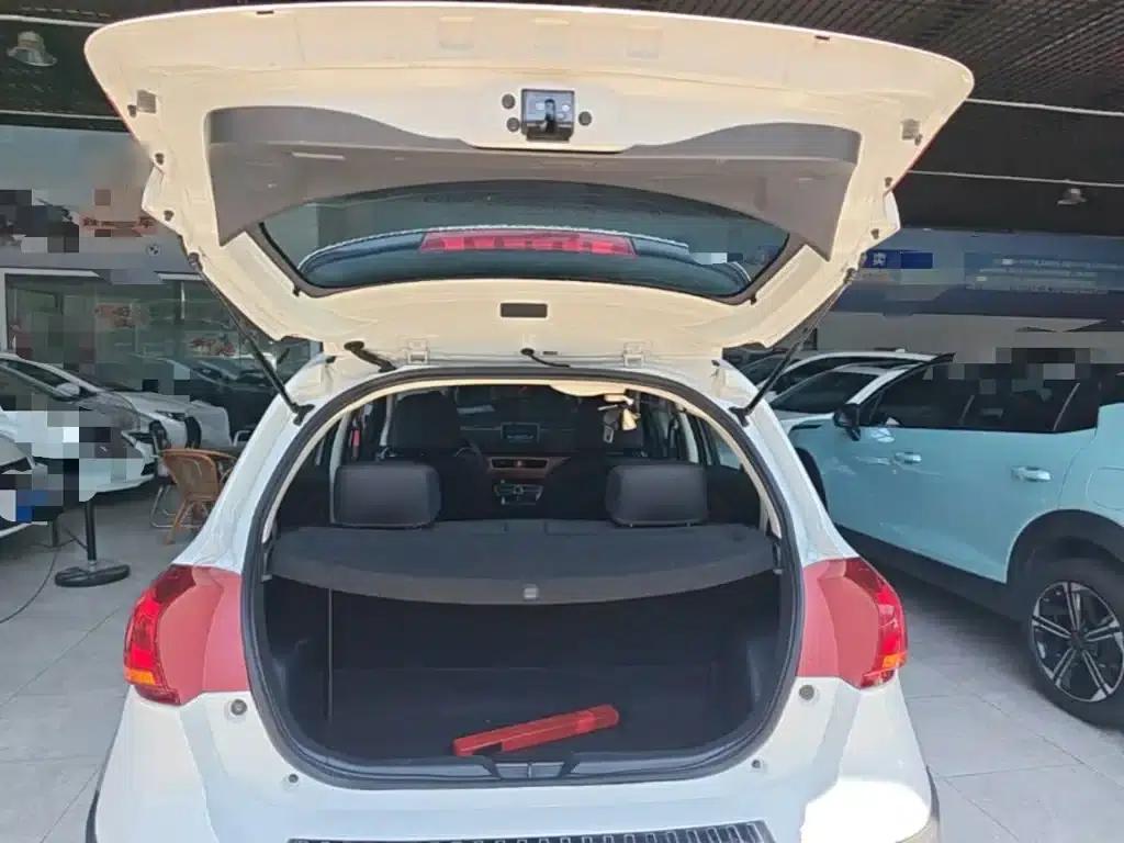 Haval H1 2015 1.5L Manual Deluxe Edition — миниатюра 19