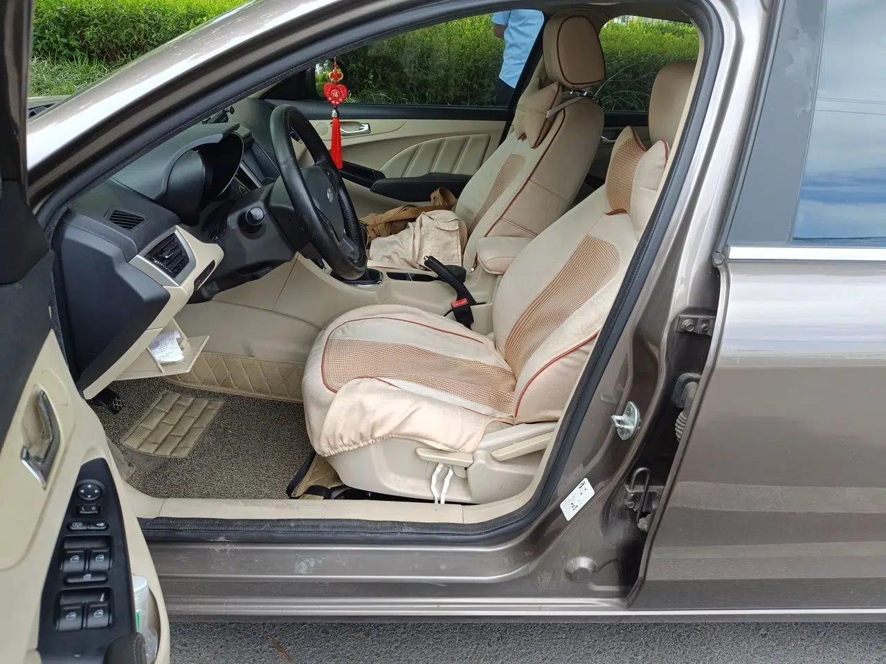 Chery Arrizo 7 2015 1.6L Manual ZhiXiang Edition — миниатюра 15