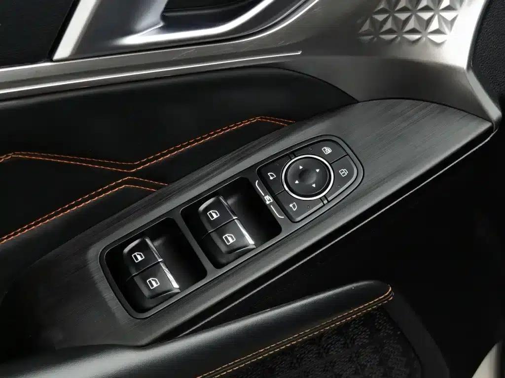 Haval Mythical Beast 2022 2.0T Smart Edition — миниатюра 9