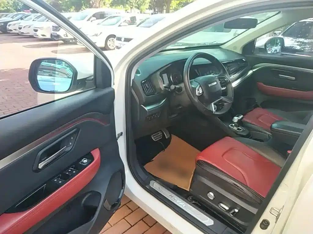 Haval H2s 2017 Red Label 1.5T Dual-Clutch Luxury Edition — миниатюра 16