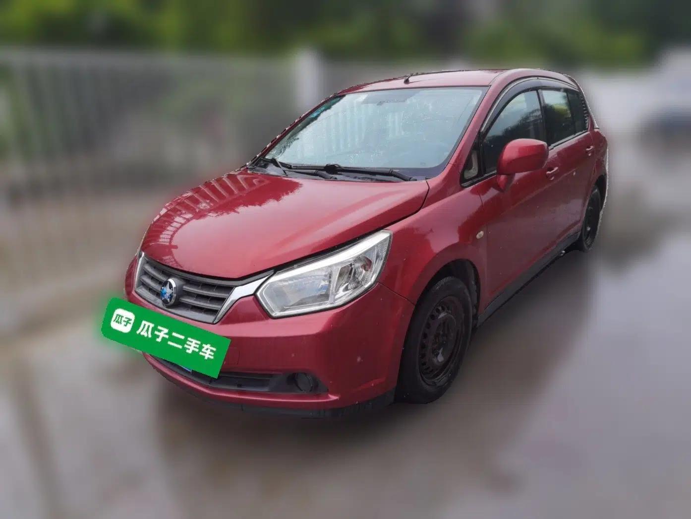 Venucia R50 2012 1.6L Manual Comfort Edition — миниатюра 1