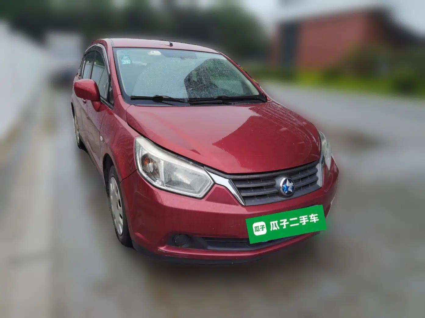 Venucia R50 2012 1.6L Manual Comfort Edition — миниатюра 3