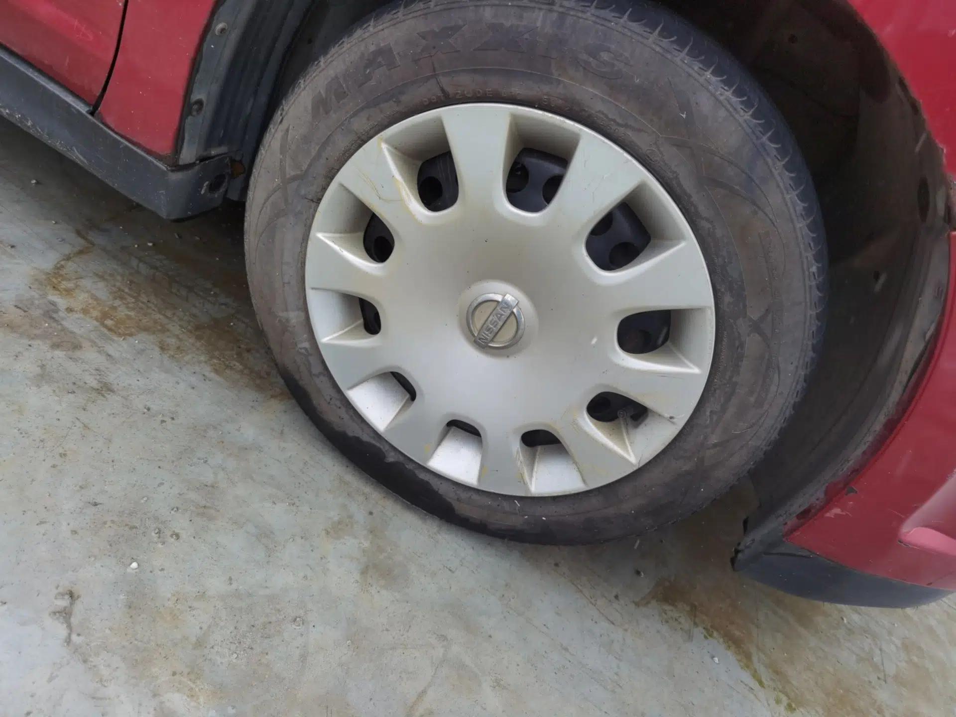 Venucia R50 2012 1.6L Manual Comfort Edition — миниатюра 8