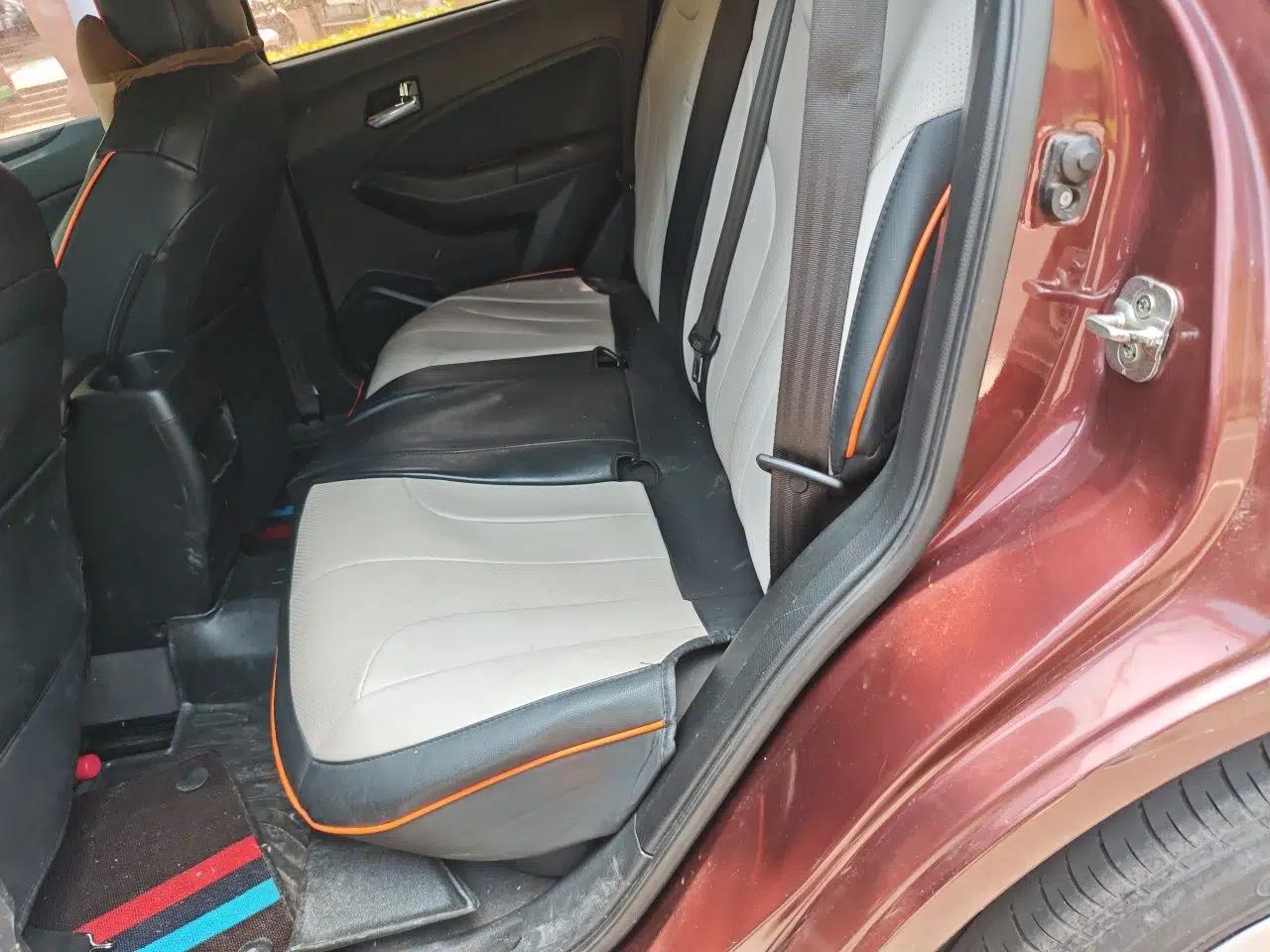 Venucia T70 2015 1.6L Manual Ruixing Edition — миниатюра 17