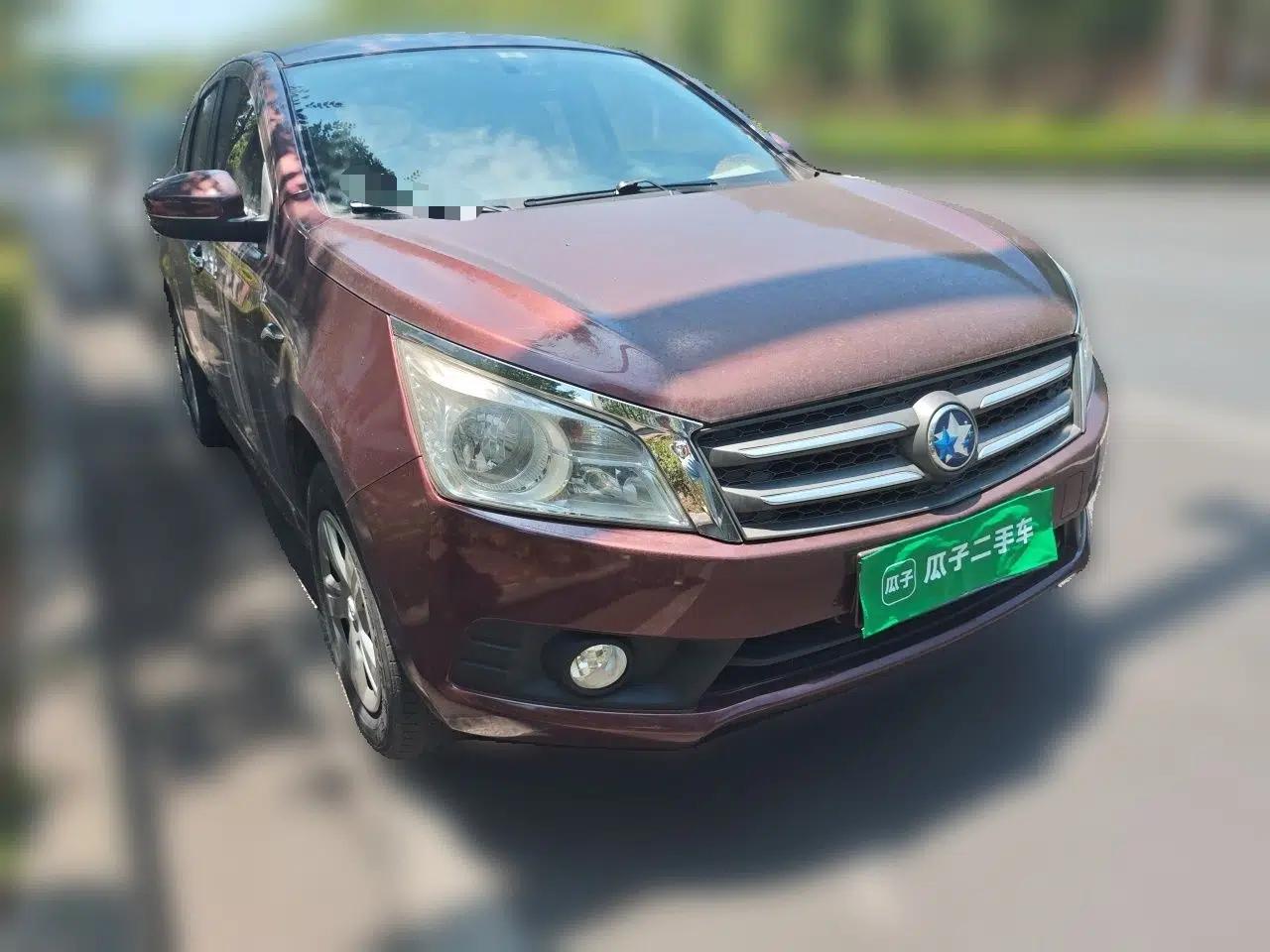 Venucia T70 2015 1.6L Manual Ruixing Edition — миниатюра 3