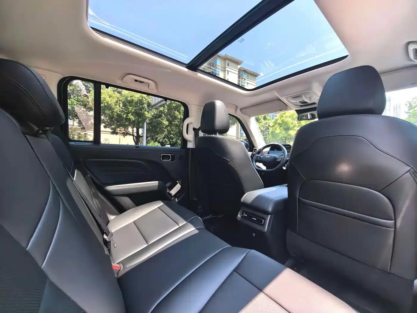 Haval Raptor 2025 Fuel-Powered 2.0T 4WD Ultra — миниатюра 11
