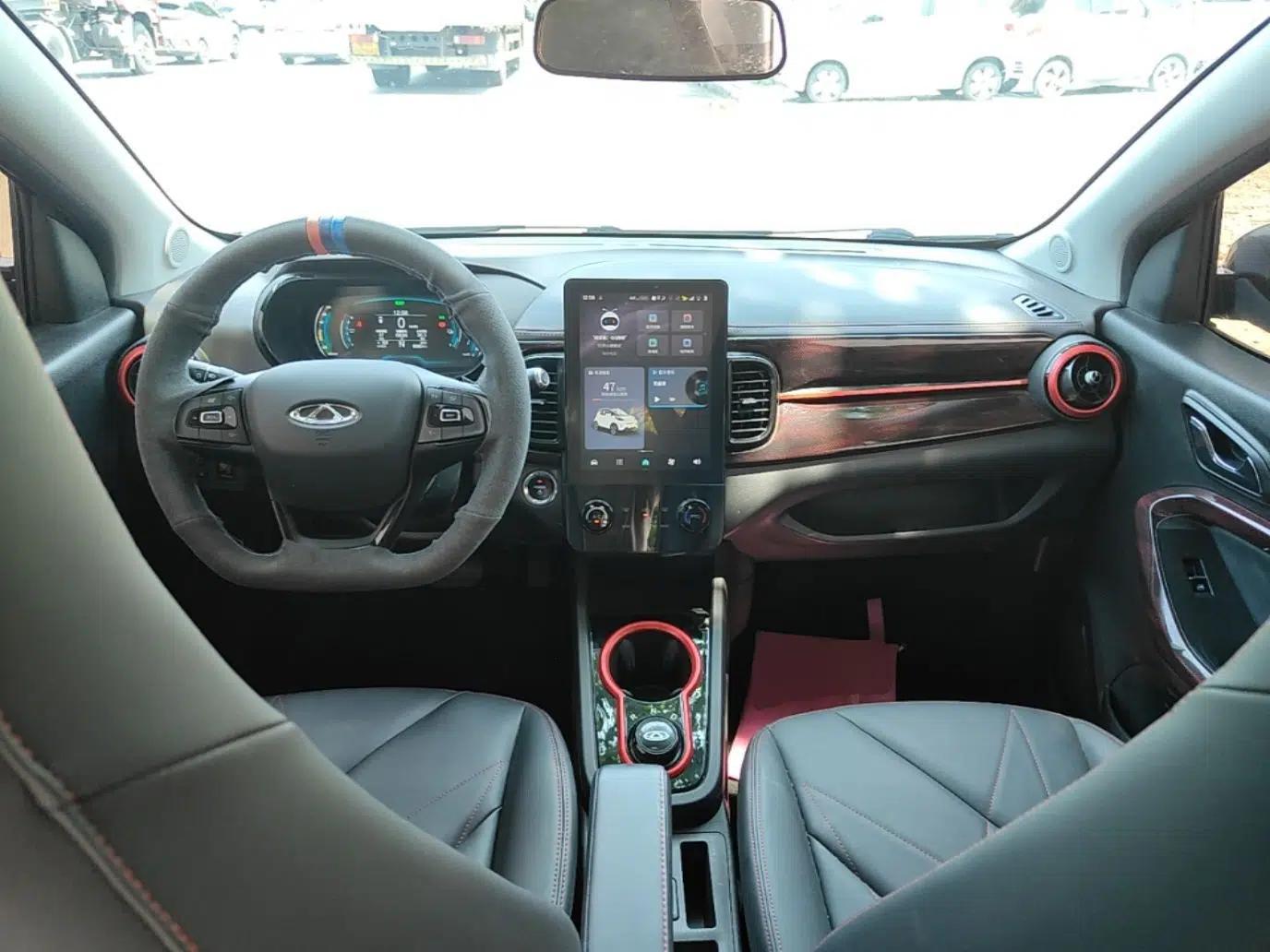 Chery QQ Little Ant 2024 251km True Love Edition — миниатюра 12