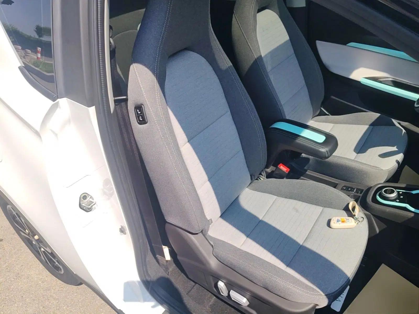 Chery QQ Little Ant 2021 200 000-Yuan Ant Fan Edition Talent Version NMC Battery 301 km — миниатюра 19