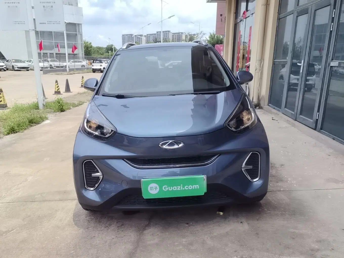 Chery QQ Little Ant 2022 Sweet Pink Edition Half-Sugar Version 3-Cell Lithium 30kW 408km — миниатюра 2