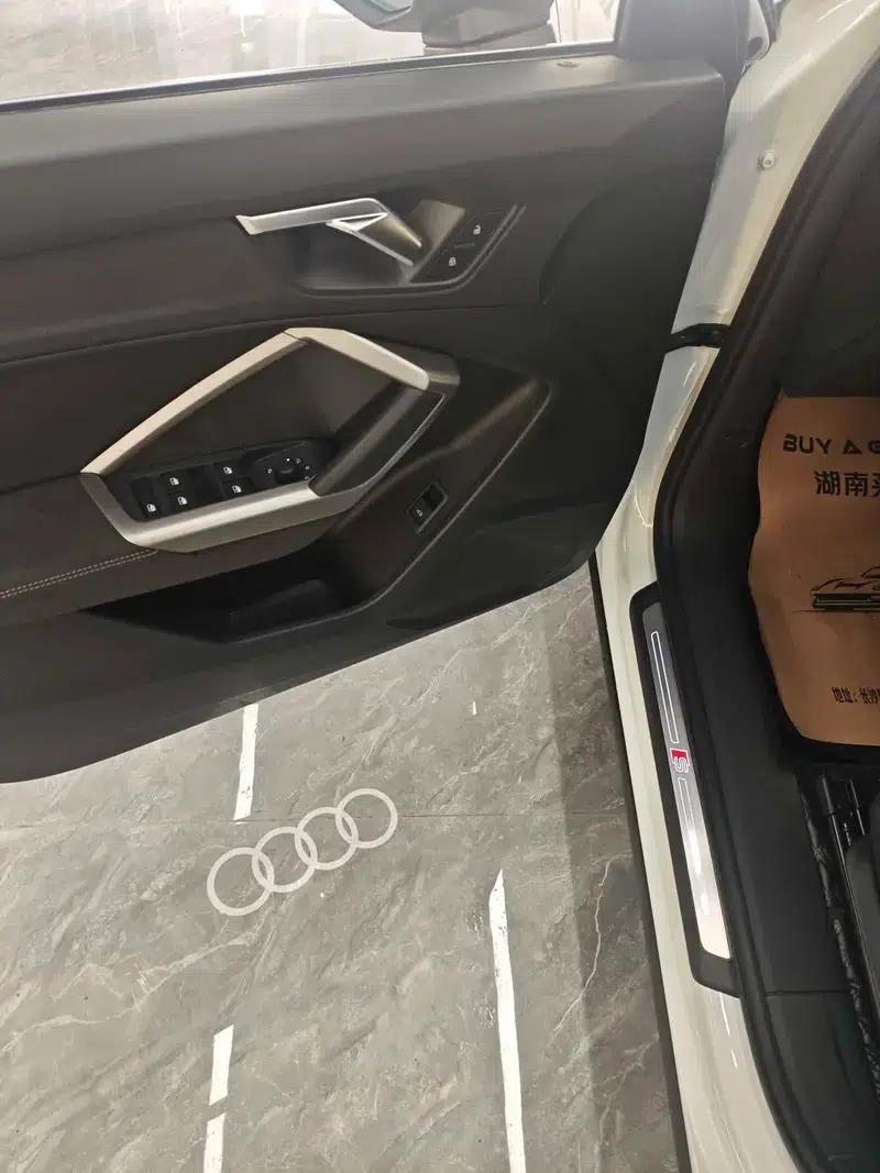 Audi Q3 2023 35 TFSI Fashion Dynamic Edition — миниатюра 16