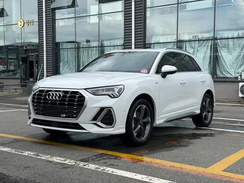 Audi Q3 2023 35 TFSI Fashion Dynamic Edition — миниатюра 1