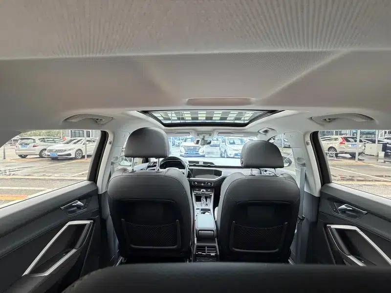Audi Q3 2023 35 TFSI Fashion Dynamic Edition — миниатюра 16